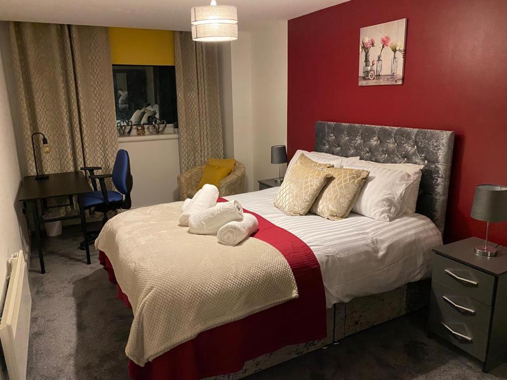 Spacious 1 Bed Relocation Apartment Free Parking, Brierley Hill Ngoại thất bức ảnh